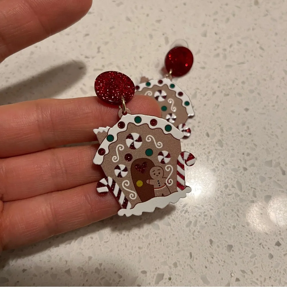 Festive Gingerbread House‎ Earrings